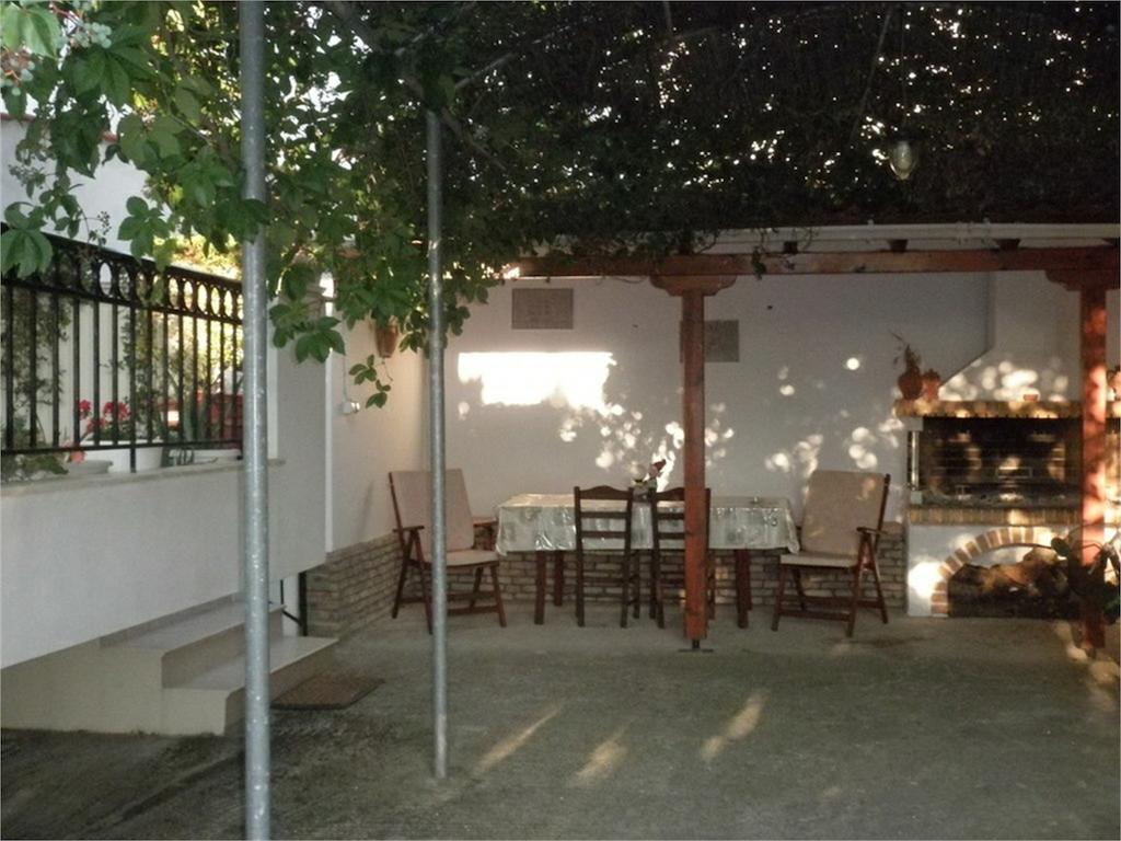 Studios Veneti Apartment