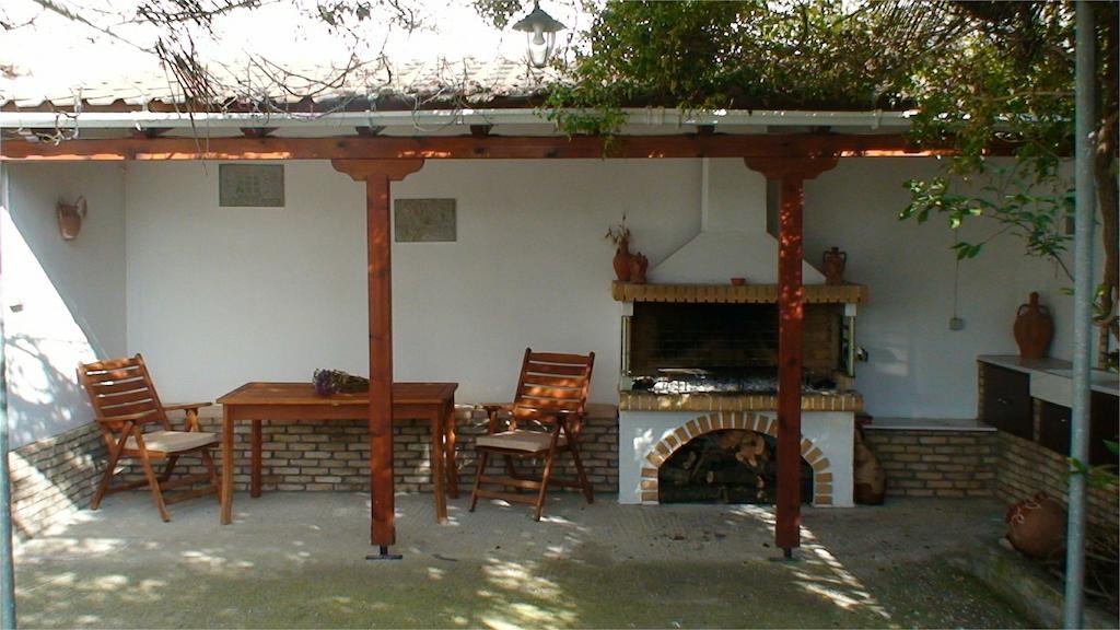Studios Veneti Apartment
