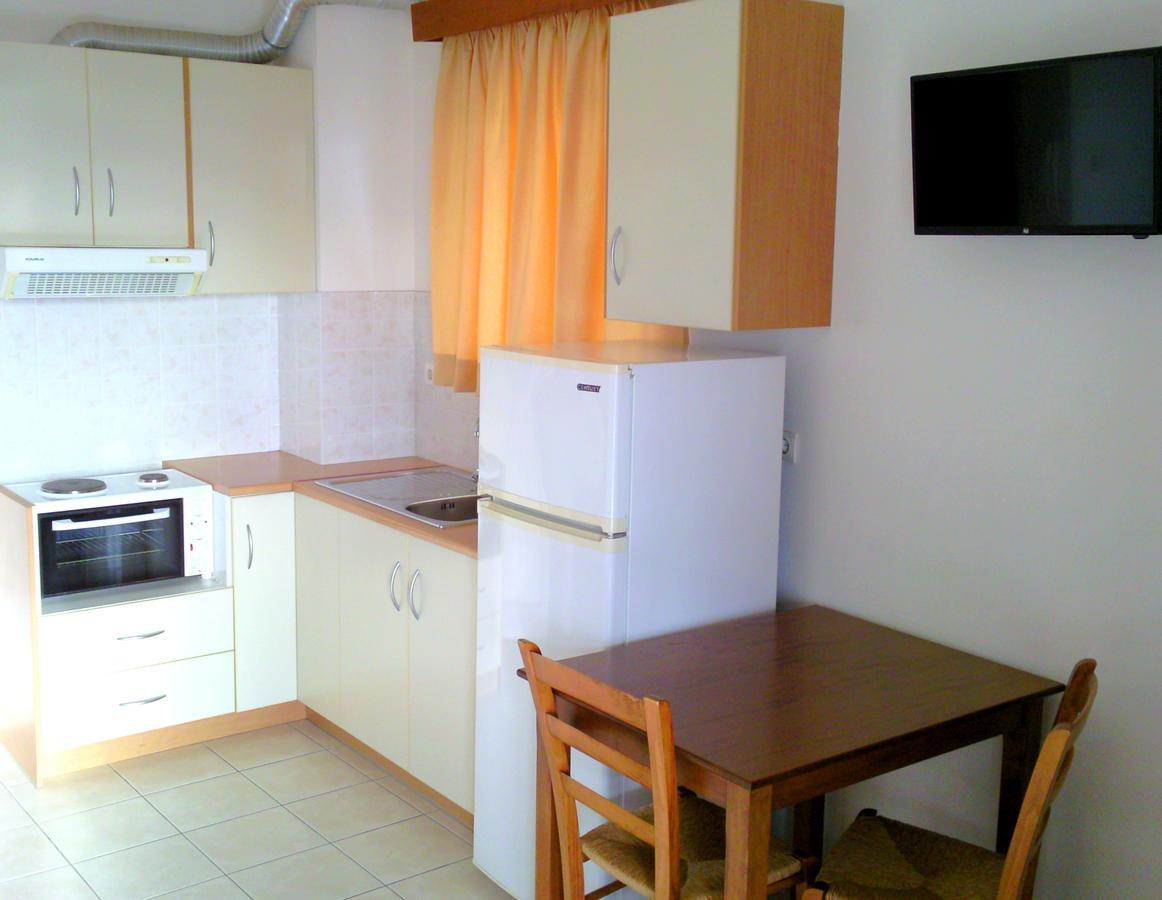 Studios Veneti * Loutra Edipsou (Evia)